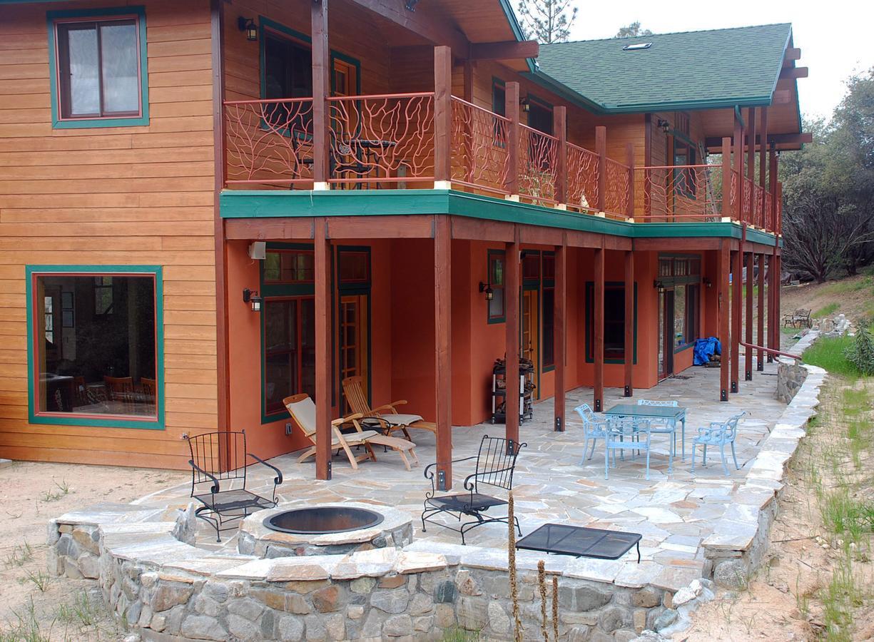 מריפוסה Sierra Trails Inn מראה חיצוני תמונה